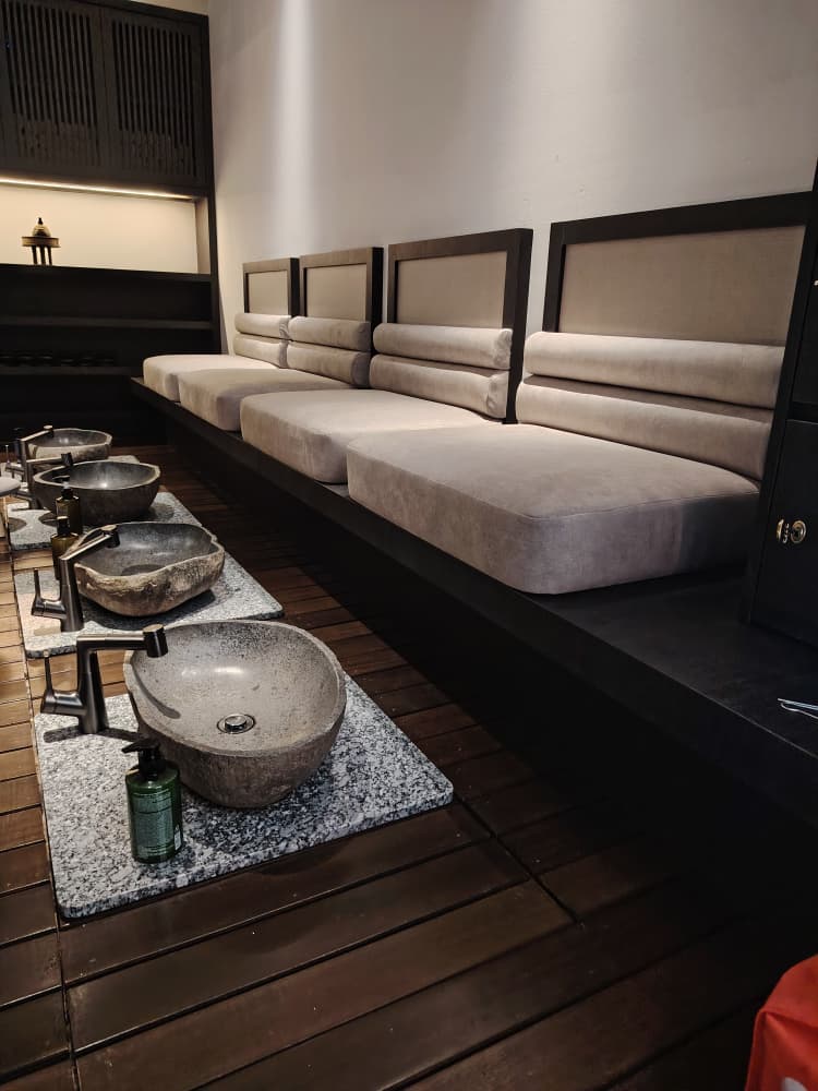 SCENTS n SENSES THAI MASSAGE SPA